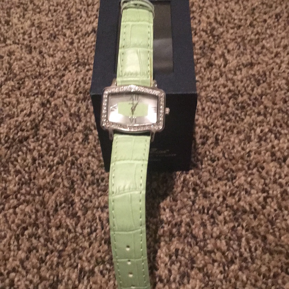 💚5 for $20💚Ladies Fashion Watch